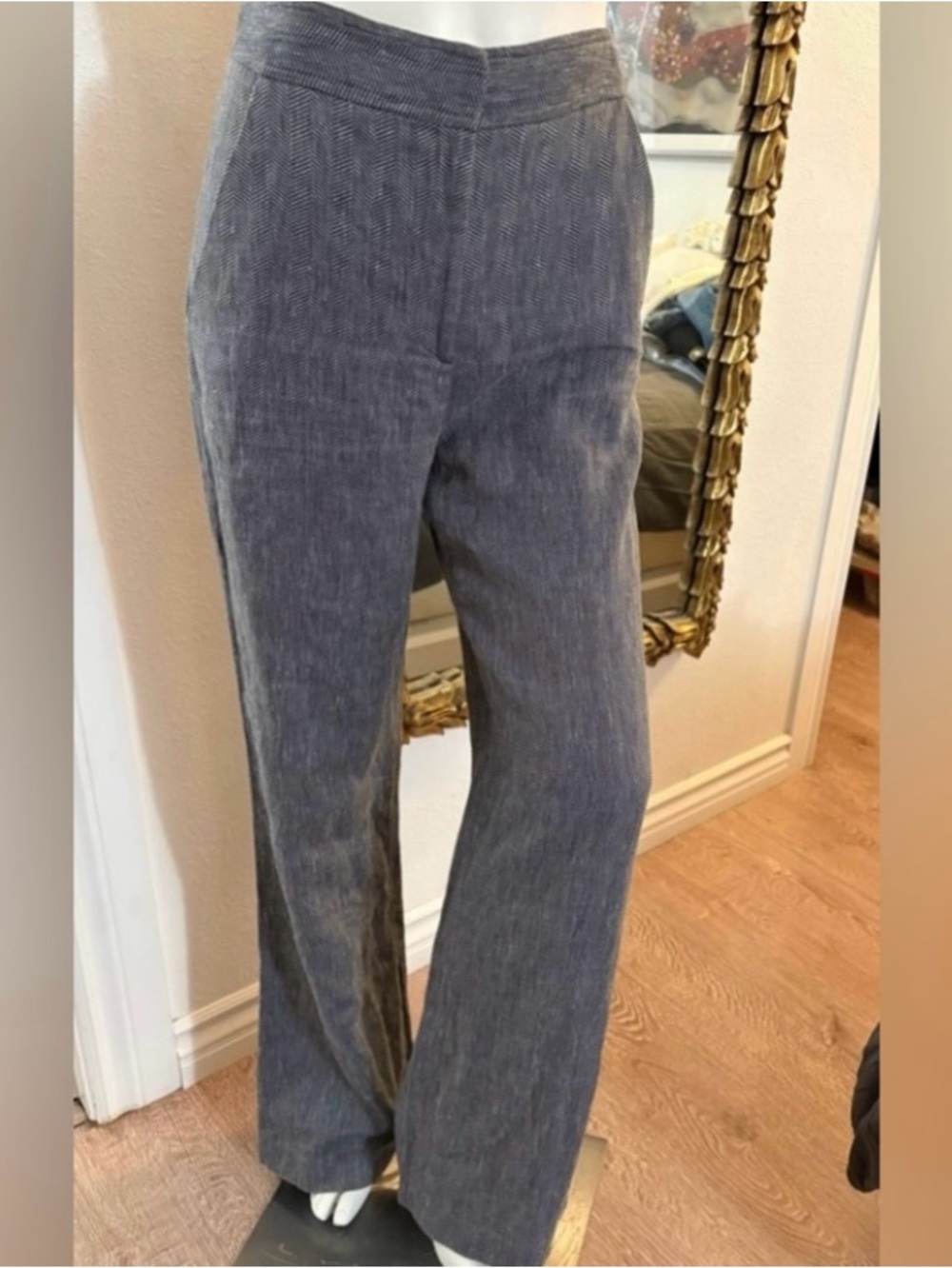 VERONICA BEARD
Linen/Cotton
Trouser Pants
Size: 4